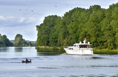 Sportboot auf dem Wasser