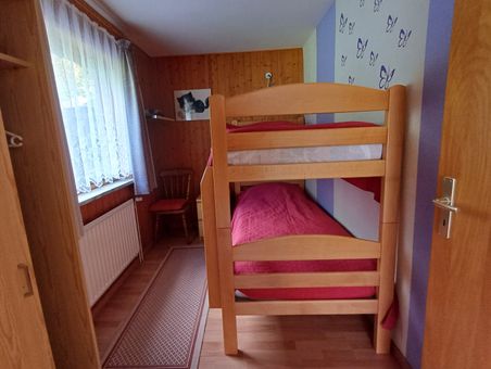 Stockbett im Kinderzimmer