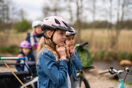 Radtour mit Kindern durch die Natur