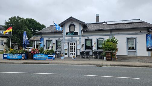 Das griechische Restaurant, Hotel & Monteurzimmer Ellàda liegt zentral in Tarp.