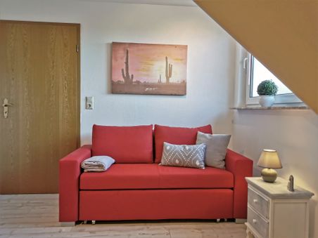 Rotes Schlafsofa